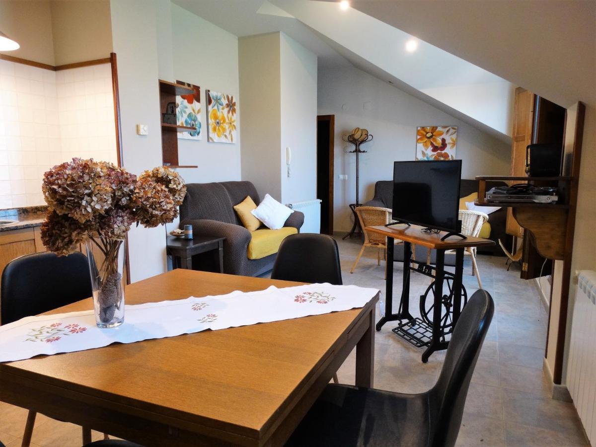 Apartamentos La Cruz De Paderne Navia Εξωτερικό φωτογραφία