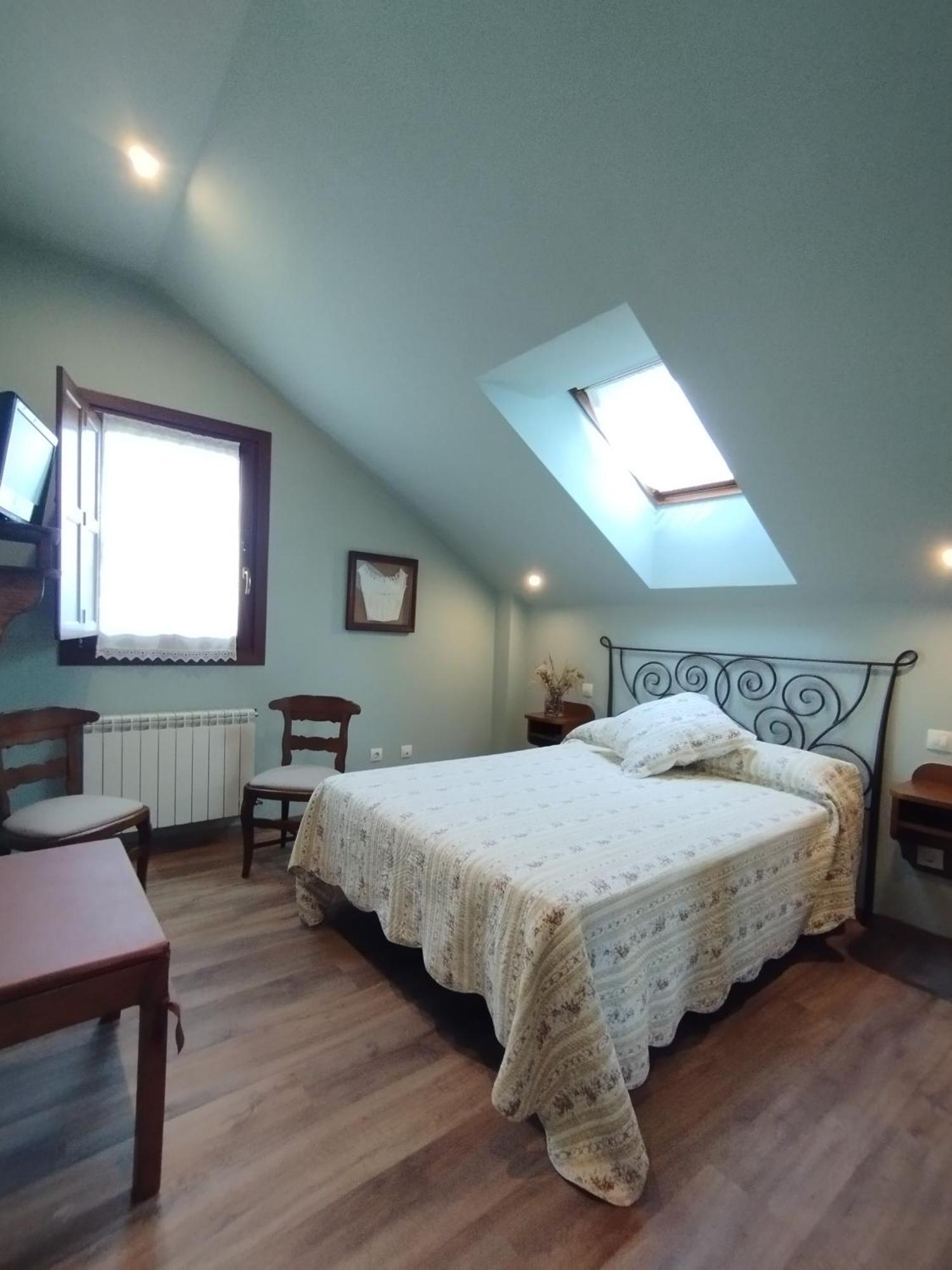 Apartamentos La Cruz De Paderne Navia Δωμάτιο φωτογραφία