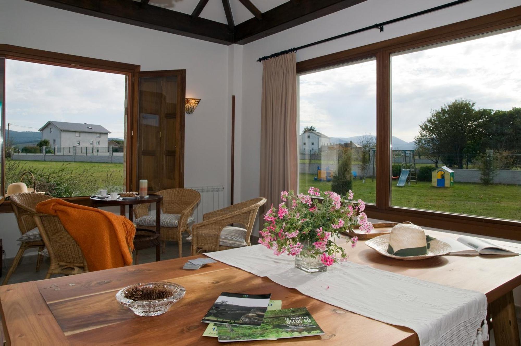 Apartamentos La Cruz De Paderne Navia Εξωτερικό φωτογραφία